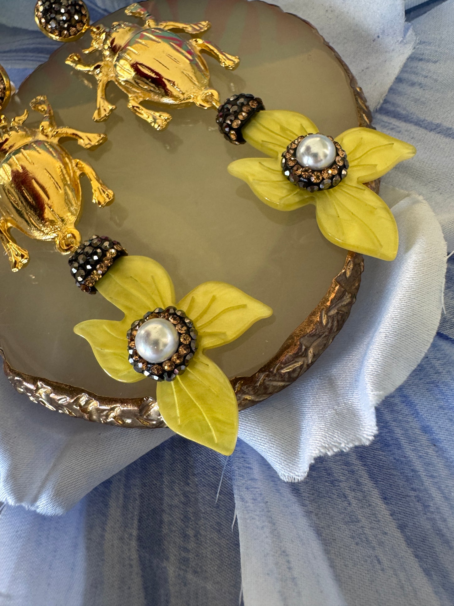 YELLOW FLOWER