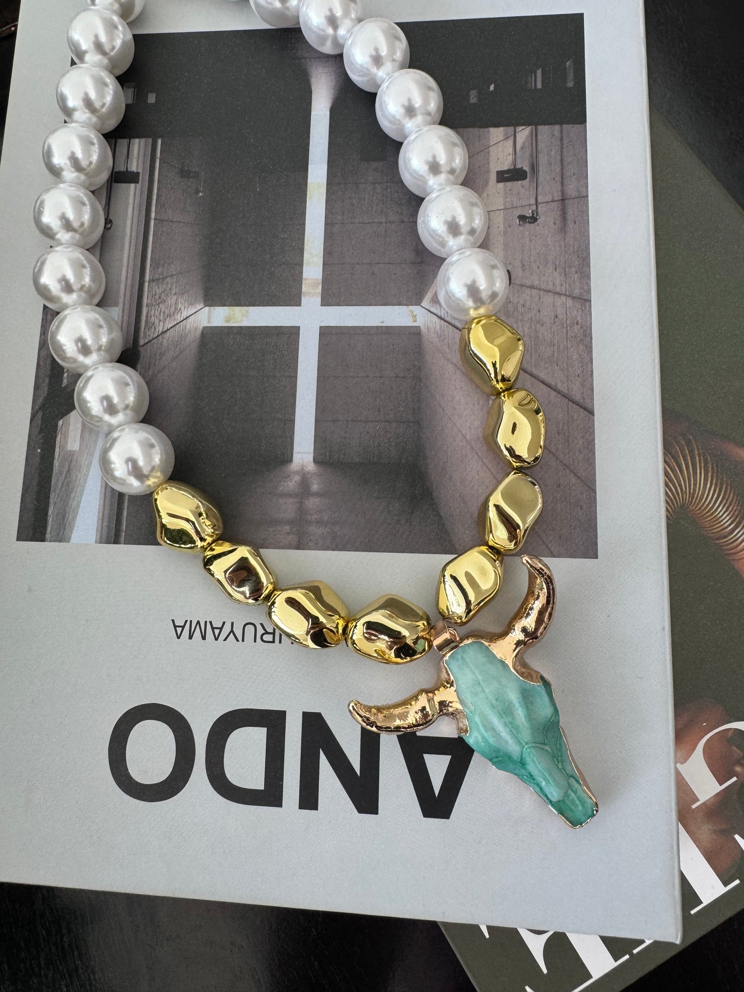 BLUE & PEARLS