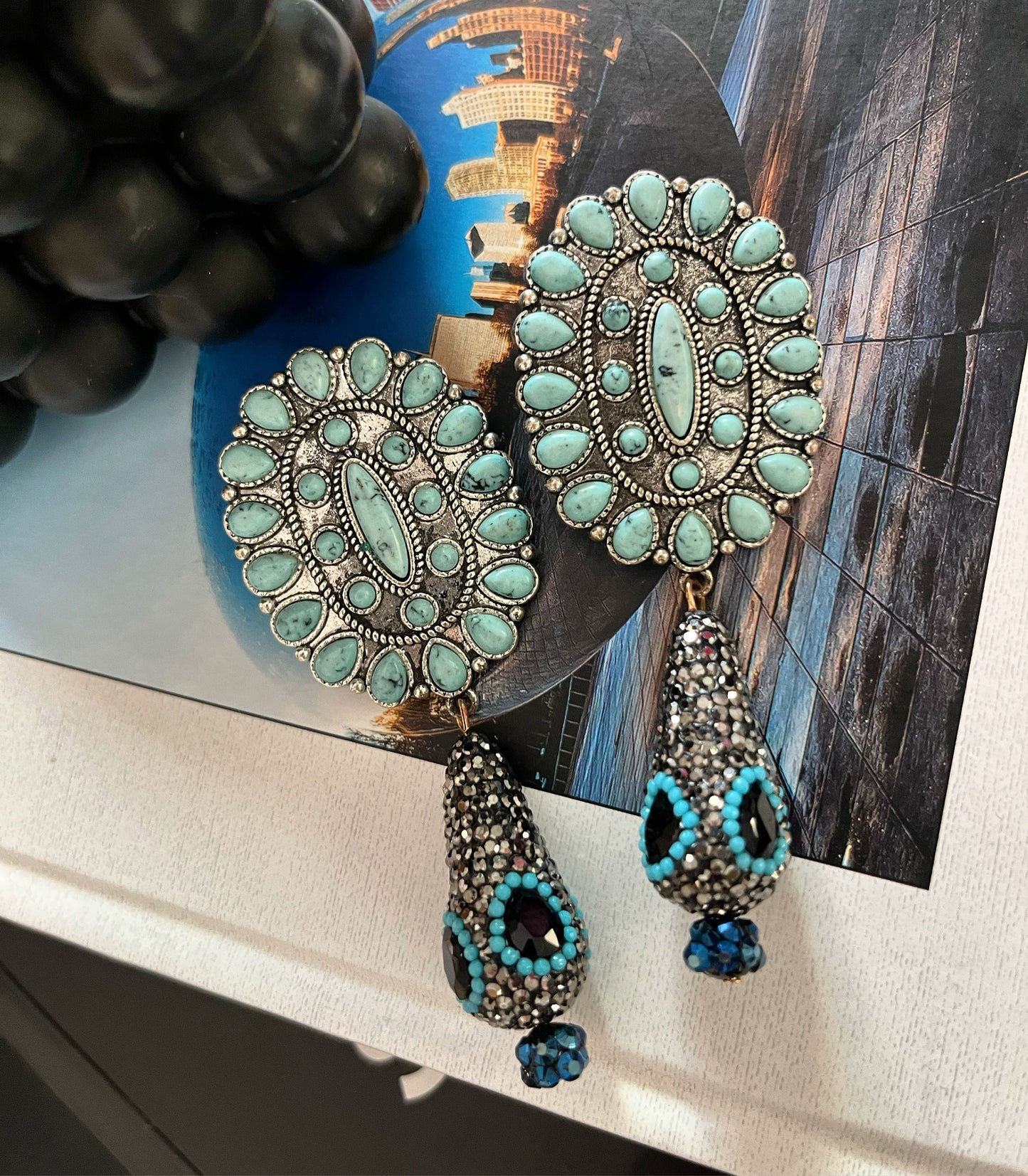 MARQUESITES AND TURQUOISE